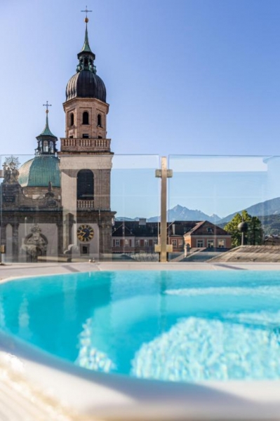 SKI INNSBRUCK 2026 PACHETE CU DEMIPENSIUNE SI SKIPASS INCLUS  -    Hotel Grauer Bär 4*  -   888  EURO / PERSOANA/  6 NOPTI / Sezon